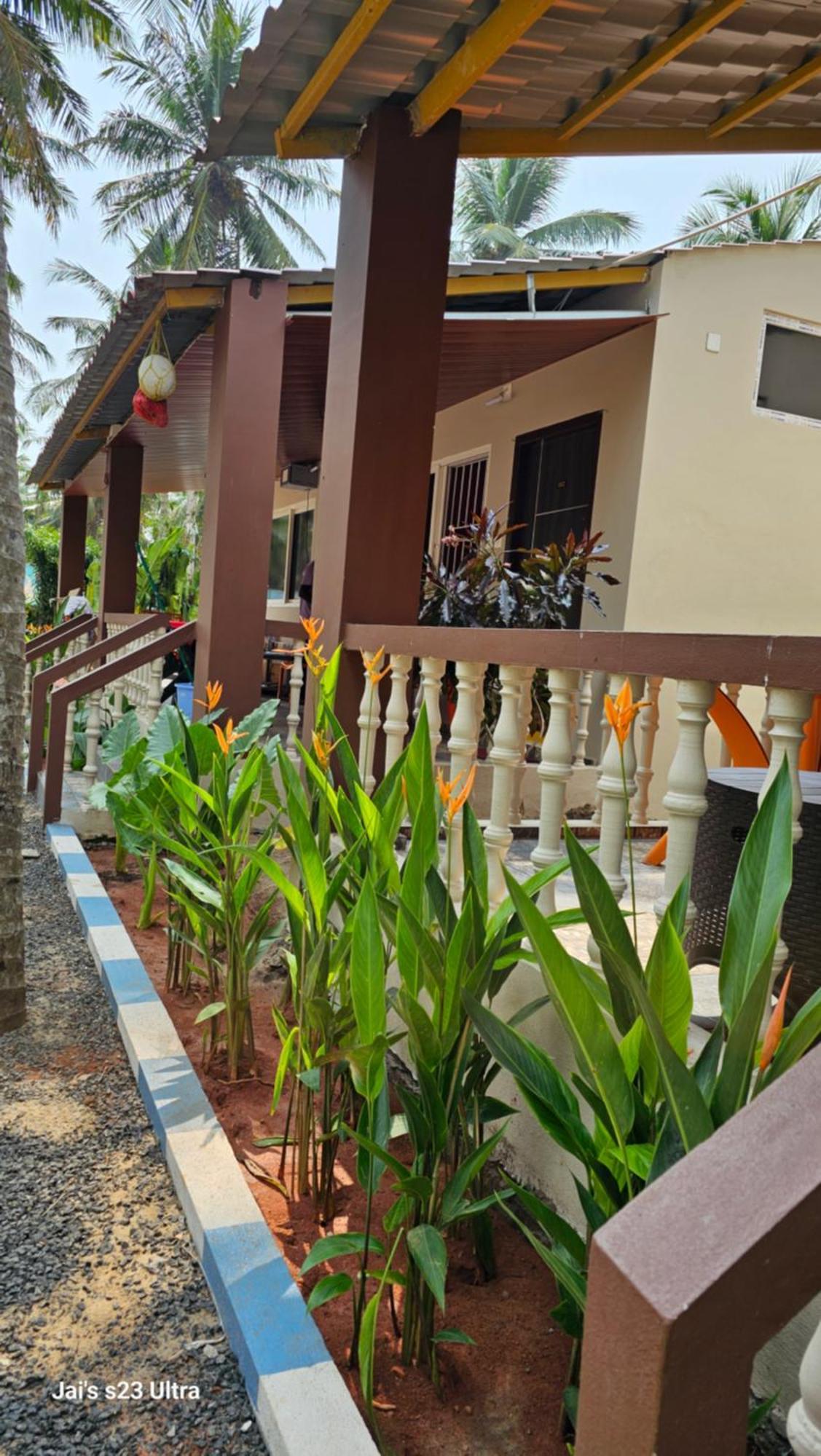 Coastline Beach Resort Perupalem Dış mekan fotoğraf